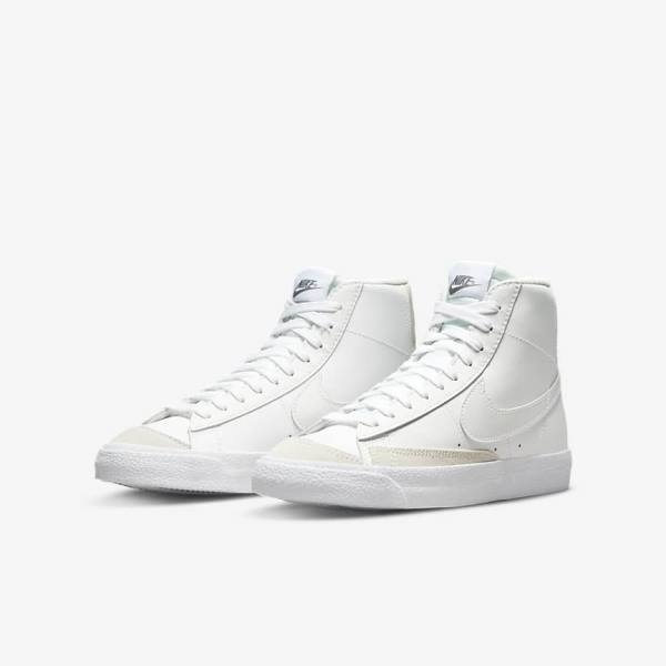 Scarpe Da Basket Bambino Nike Blazer Mid 77 Older Bianche Marroni Chiaro Bianche | NK089HBF