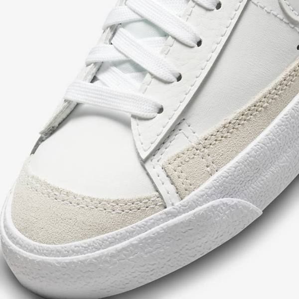 Scarpe Da Basket Bambino Nike Blazer Mid 77 Older Bianche Marroni Chiaro Bianche | NK089HBF