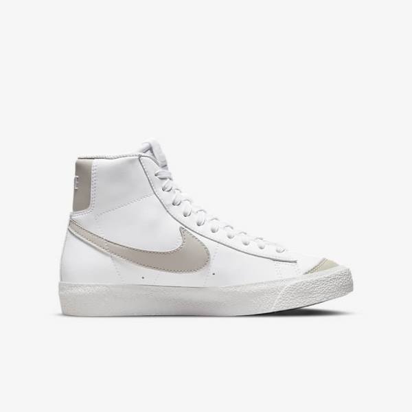 Scarpe Da Basket Bambino Nike Blazer Mid 77 SE Older Bianche Beige Chiaro | NK657IEW