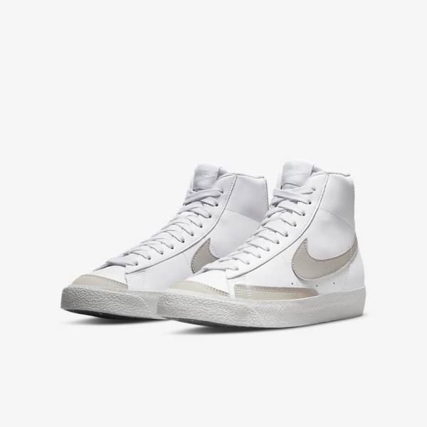 Scarpe Da Basket Bambino Nike Blazer Mid 77 SE Older Bianche Beige Chiaro | NK657IEW