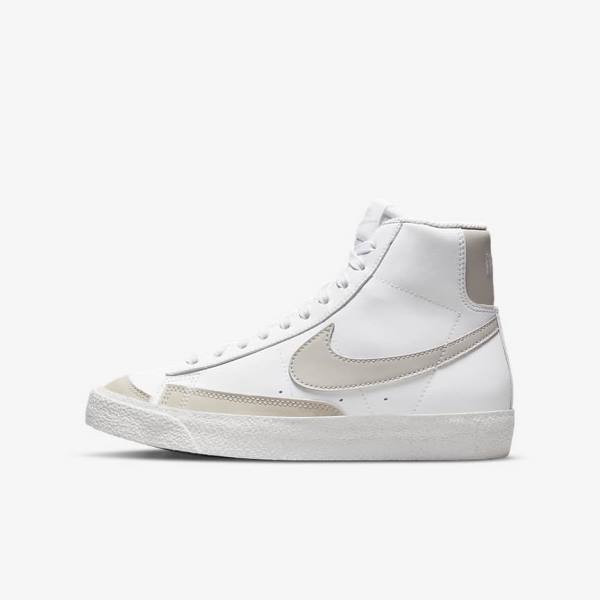 Scarpe Da Basket Bambino Nike Blazer Mid 77 SE Older Bianche Beige Chiaro | NK657IEW