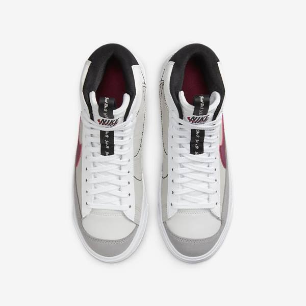 Scarpe Da Ginnastica Bambino Nike Blazer Mid 77 SE Dance Older Bianche Nere Bianche Bordeaux | NK563VZC