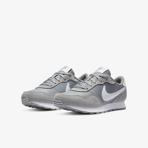 Scarpe Da Ginnastica Bambino Nike MD Valiant Older Grigie Bianche | NK698ICO