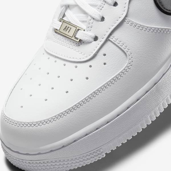 Scarpe Da Ginnastica Donna Nike Air Force 1 07 Essential Bianche Nere Metal Argento | NK134FPM