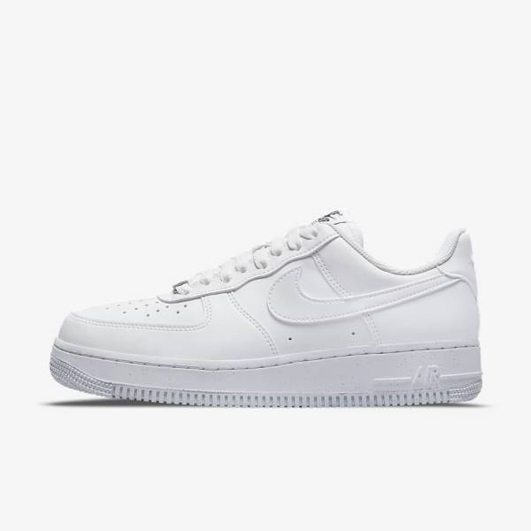 Scarpe Da Ginnastica Donna Nike Air Force 1 07 Next Nature Bianche Nere Metal Argento | NK371WVS