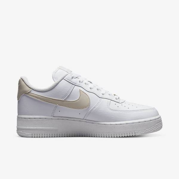 Scarpe Da Ginnastica Donna Nike Air Force 1 07 Next Nature Bianche Metal Oro Marroni Chiaro | NK560ZBY