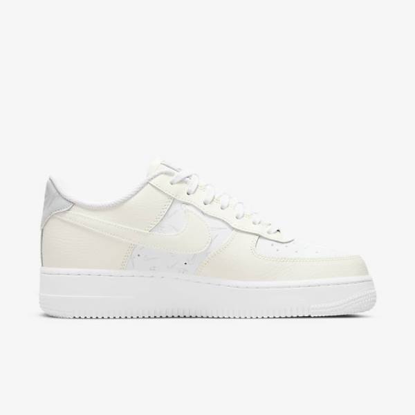 Scarpe Da Ginnastica Donna Nike Air Force 1 07 Bianche Platino | NK634ANU