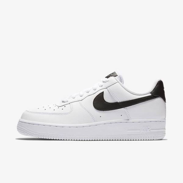 Scarpe Da Ginnastica Donna Nike Air Force 1 07 Bianche Nere Bianche | NK659SPW