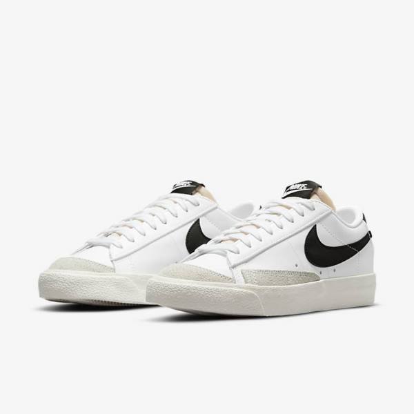 Scarpe Da Ginnastica Donna Nike Blazer Low 77 Bianche Nere | NK461JUZ