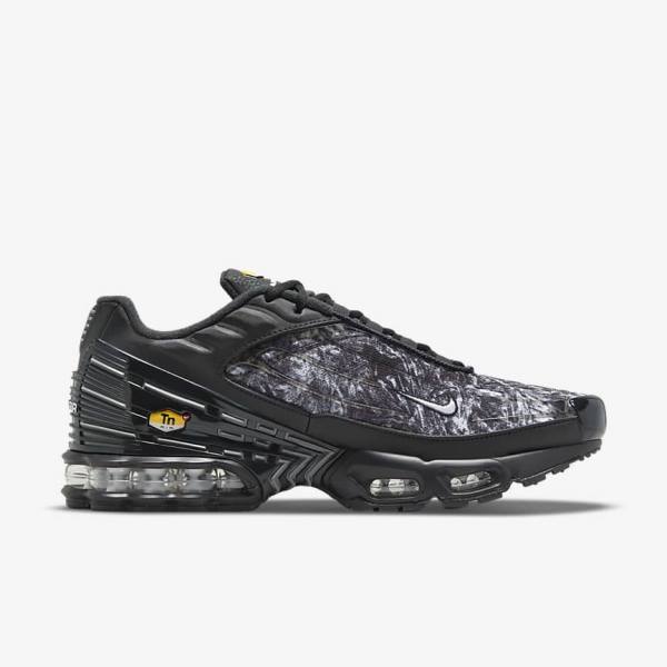 Scarpe Da Ginnastica Uomo Nike Air Max Plus 3 Nere Grigie Scuro Bianche | NK143UTD