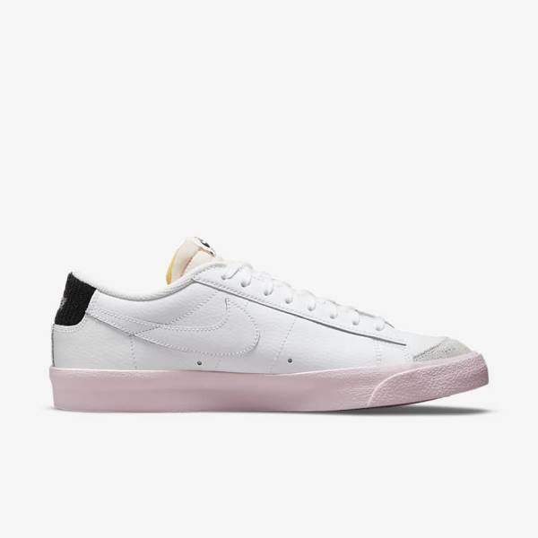 Scarpe Da Ginnastica Uomo Nike Blazer Low 77 Vintage Be True Bianche | NK270NAZ