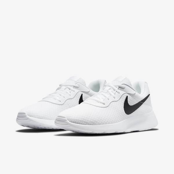 Scarpe Da Ginnastica Uomo Nike Tanjun Bianche Nere | NK635HNC