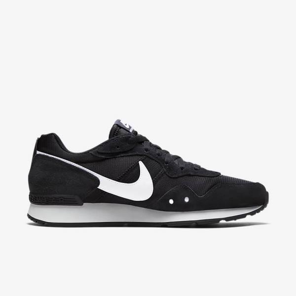 Scarpe Da Ginnastica Uomo Nike Venture Runner Nere Bianche | NK160TDX