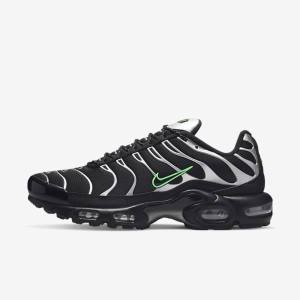 Scarpe Da Ginnastica Uomo Nike Air Max Plus Nere Verdi Metal Argento Nere | NK716KDS