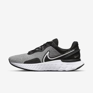 Scarpe Running Uomo Nike React Miler 3 Strada Bianche Nere Metal Argento | NK653RJG